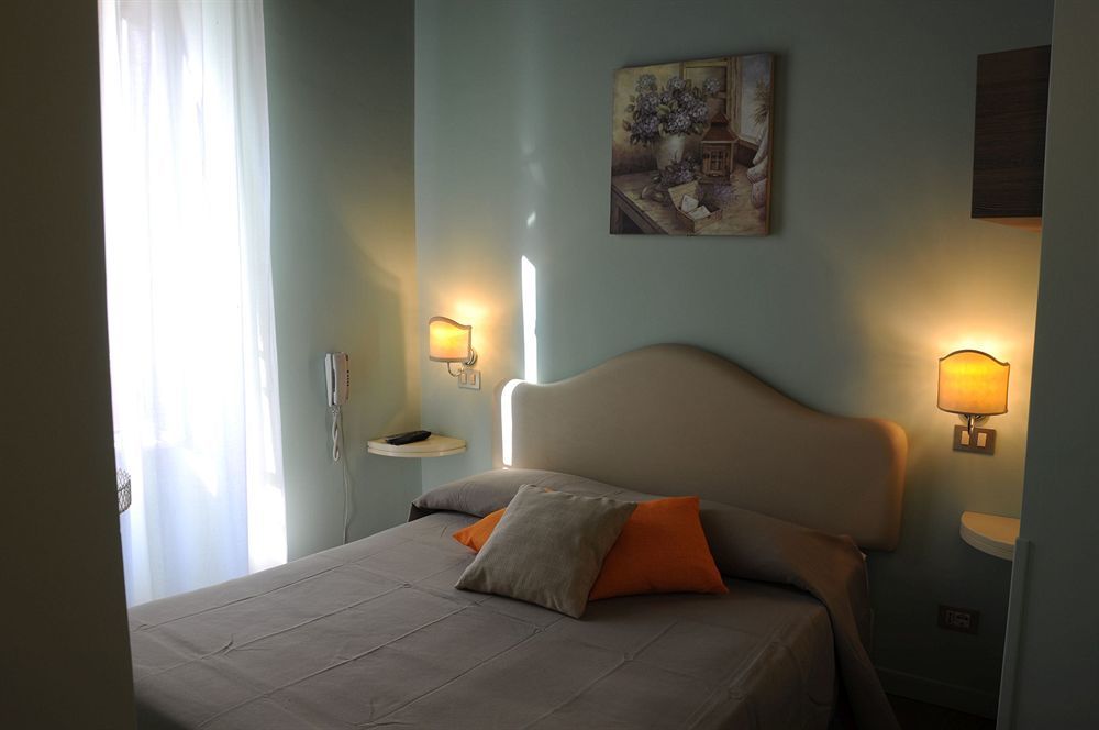 95 Rooms In Рим Экстерьер фото